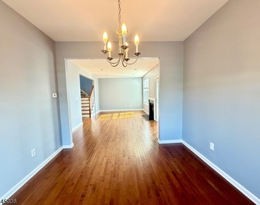162 Sowers Dr - Photo Thumbnail 13