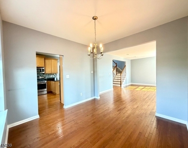 162 Sowers Dr - Photo Thumbnail 14