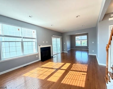 162 Sowers Dr - Photo Thumbnail 17