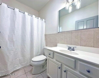865 Arnold Avenue - Photo Thumbnail 5