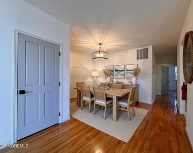 865 Arnold Avenue - Photo Thumbnail 2