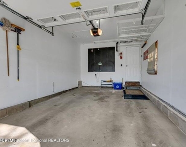 19 Bradley Avenue - Photo Thumbnail 19
