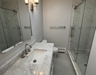 813 Roseld Avenue - Photo Thumbnail 12