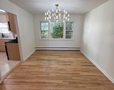 813 Roseld Avenue - Photo Thumbnail 3