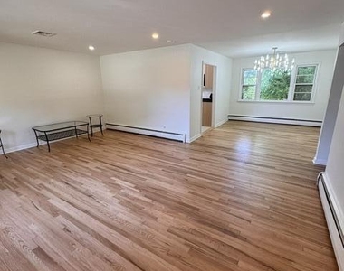 813 Roseld Avenue - Photo Thumbnail 1