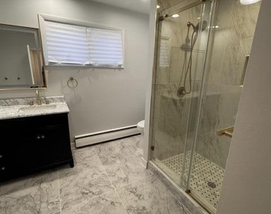 813 Roseld Avenue - Photo Thumbnail 10
