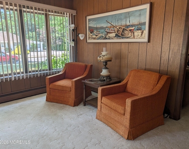 1936 Mount Carmel Boulevard - Photo Thumbnail 2