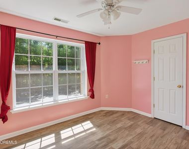 1111 Morning Glory Drive - Photo Thumbnail 25