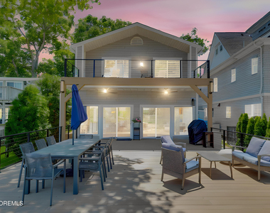 637 Beacon Boulevard - Photo Thumbnail 30