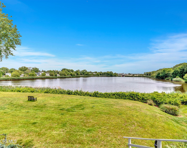 637 Beacon Boulevard - Photo Thumbnail 35