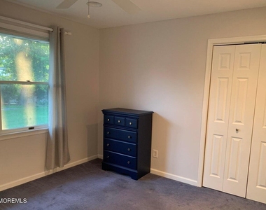 508 Asbury Avenue - Photo Thumbnail 8