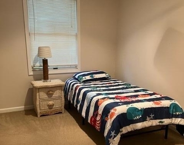 508 Asbury Avenue - Photo Thumbnail 7