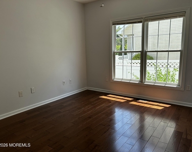 196 South Street - Photo Thumbnail 14