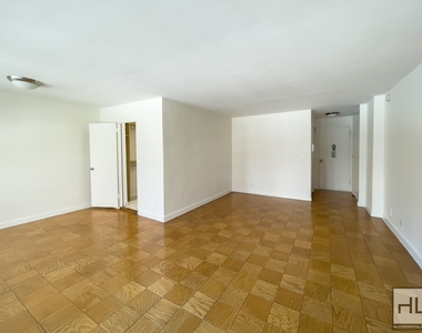 East 36 Street - Photo Thumbnail 4