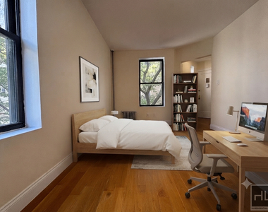 West 11 Street - Photo Thumbnail 1
