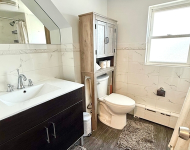 East Tremont Avenue - Photo Thumbnail 7