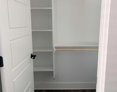 1317 S 5th Avenue - Photo Thumbnail 9
