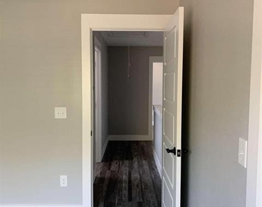 1317 S 5th Avenue - Photo Thumbnail 7