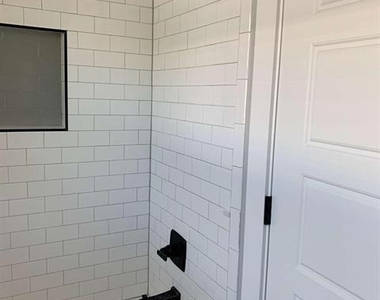 1317 S 5th Avenue - Photo Thumbnail 13