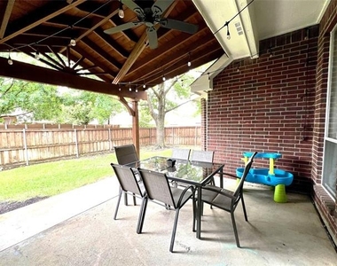 11413 Huntington Road - Photo Thumbnail 33