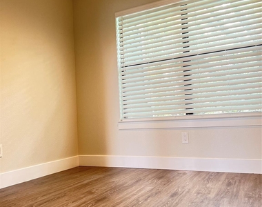 5840 Spring Valley Road - Photo Thumbnail 7