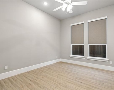 4630 Summerville Lane - Photo Thumbnail 32