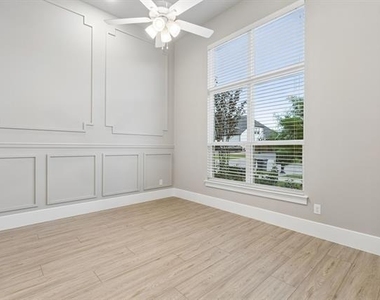 4630 Summerville Lane - Photo Thumbnail 35