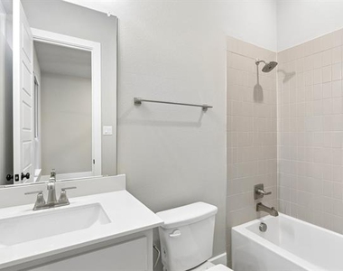 4630 Summerville Lane - Photo Thumbnail 34