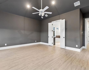 4630 Summerville Lane - Photo Thumbnail 11