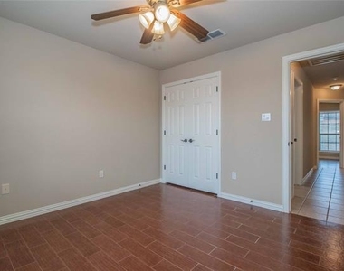 5957 Stacy Lane - Photo Thumbnail 29