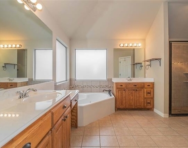 5957 Stacy Lane - Photo Thumbnail 17