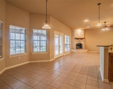 5957 Stacy Lane - Photo Thumbnail 10