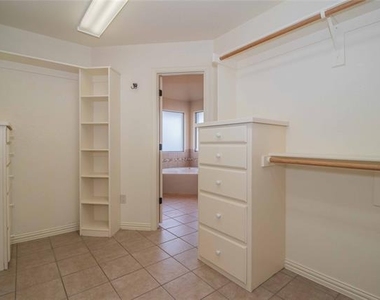 5957 Stacy Lane - Photo Thumbnail 20