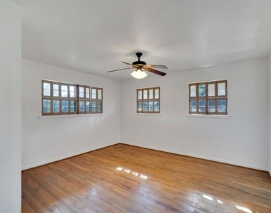 1122 W Main Street - Photo Thumbnail 8