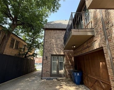 4516 Gilbert Avenue - Photo Thumbnail 24