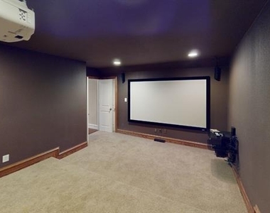 4516 Gilbert Avenue - Photo Thumbnail 15