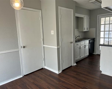 3125 Tina Street - Photo Thumbnail 5