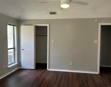 3125 Tina Street - Photo Thumbnail 12