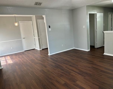 3125 Tina Street - Photo Thumbnail 10