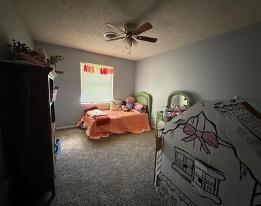 4717 Beall Boulevard - Photo Thumbnail 6