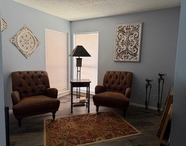 4717 Beall Boulevard - Photo Thumbnail 10