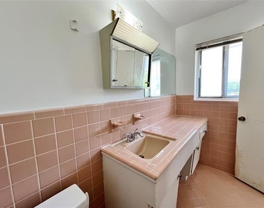 3641 Townsend Drive - Photo Thumbnail 10