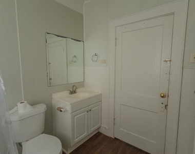 2913 Homan Avenue - Photo Thumbnail 7