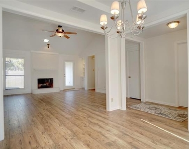 8 Salida Drive - Photo Thumbnail 7