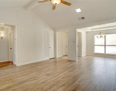8 Salida Drive - Photo Thumbnail 5