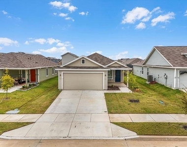 1412 Silver Oak Lane - Photo Thumbnail 27