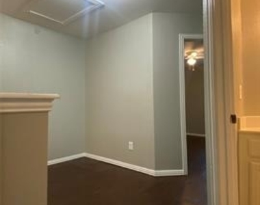 7700 Stanley Court - Photo Thumbnail 18