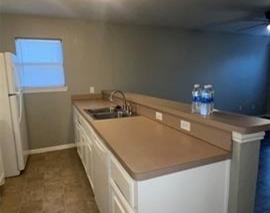 7700 Stanley Court - Photo Thumbnail 6