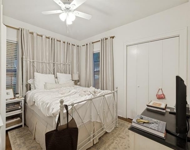 5318 Vanderbilt Avenue - Photo Thumbnail 8