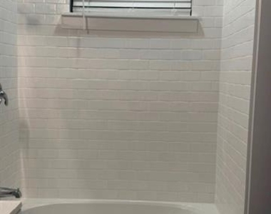 405 E Evans Street - Photo Thumbnail 11